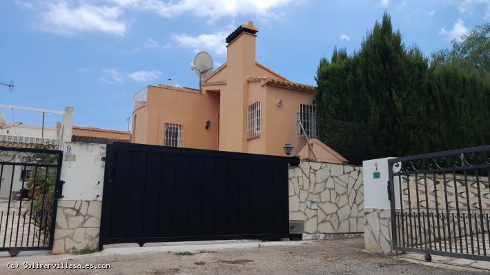 Detached villa for sale in Denia - 369,000 €
