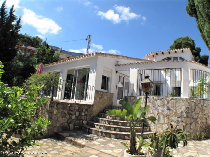 Beautiful villa for sale in Denia - 375,000 €
