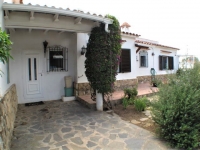 Detached villa for sale in Denia